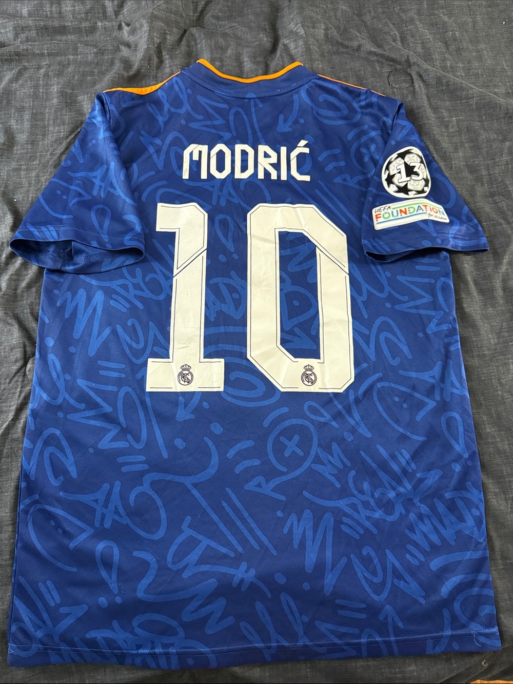 RARE Real Madrid #10 Luka Modric 2021-22 Adidas Away UEFA CL Jersey